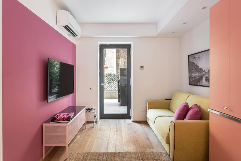 Amazing Apartment In Duomo Milano Dış mekan fotoğraf
